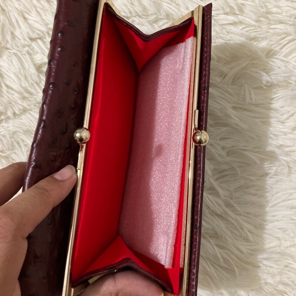 Dooney and Bourke ostrich frame wallet - Picture 3 of 6